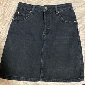 Black Topshop Denim Skirt 🖤